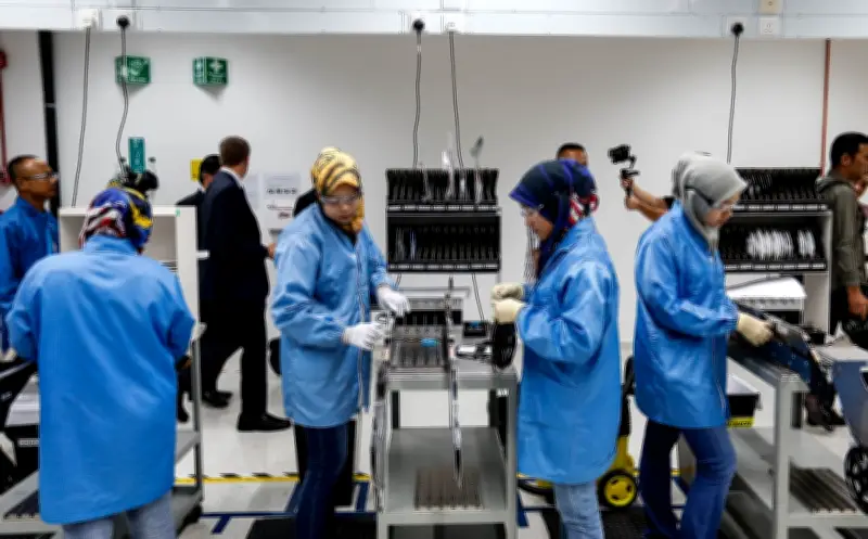 Perang Harga Bakal Berlaku? Pengilang Malaysia Hadapi Tekanan China