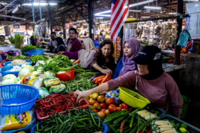 Petani dan Peniaga Malaysia Bersiap Hadapi Lonjakan Harga Sayur April Ini