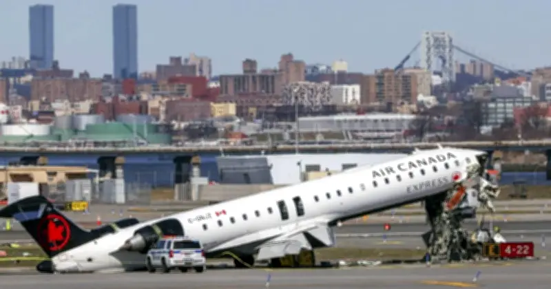 Pihak Berkuasa AS Kurangkan Isu 'Gangguan' Pengawal Trafik Udara dalam Kemalangan New York