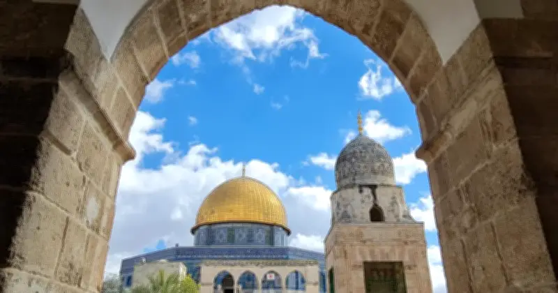 Polis Israel Temui Serpihan Peluru Berpandu di Tapak Suci Jerusalem