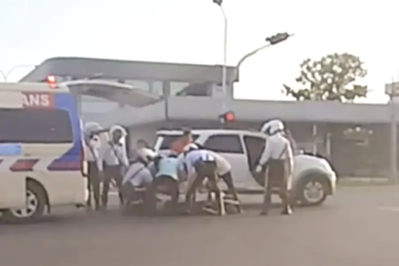 Polis Tawau Dipuji Atas Tindakan Pantas Bantu Pesakit Serangan Jantung, Video TikTok 167 Juta Tontonan