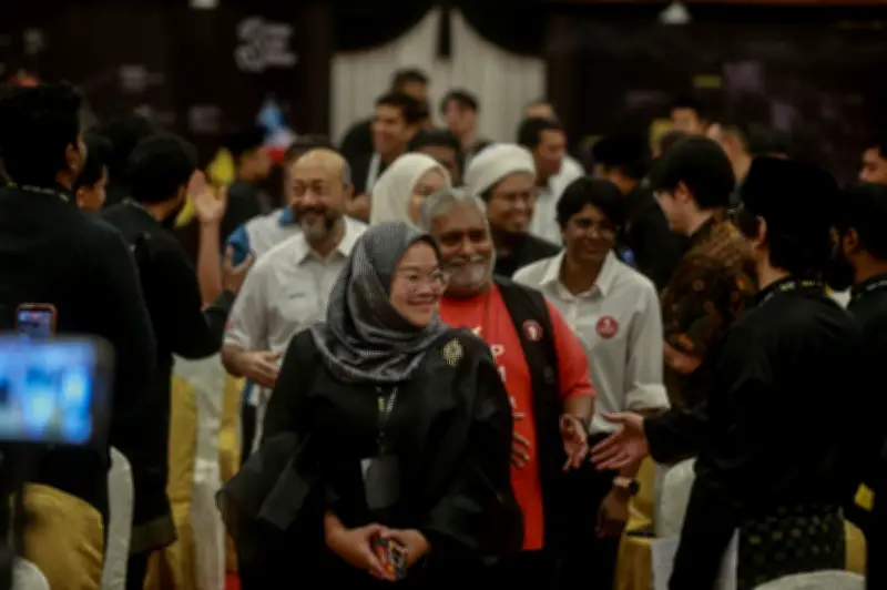 Presiden Pemangku Muda Seru Anggota 'Marhaenkan Malaysia', Pastikan Dasar Capai Rakyat