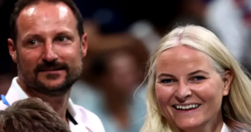 Puteri Mahkota Norway Akui Dimanipulasi oleh Epstein dalam Wawancara Emosional