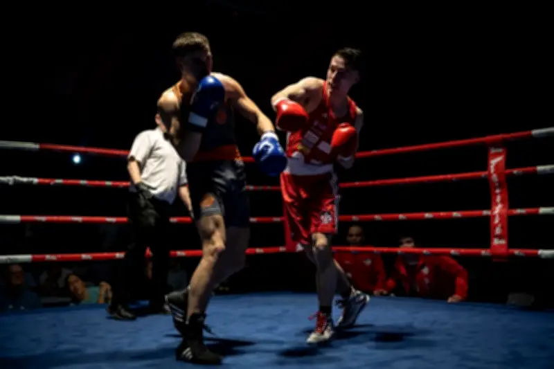 Remaja Greenland Lawan Kesedihan di Gelanggang Tinju, Wabak Bunuh Diri Landa Generasi Muda