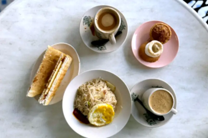 Restoran Sin Tai Cheu Seremban: Pesona Kopitiam Klasik dengan Hainanese Chicken Chop dan UFO Tart