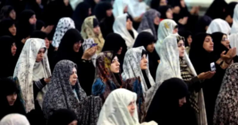 Ribuan Iran Jalani Solat Eid al-Fitr Sementara Perang Timur Tengah Berterusan