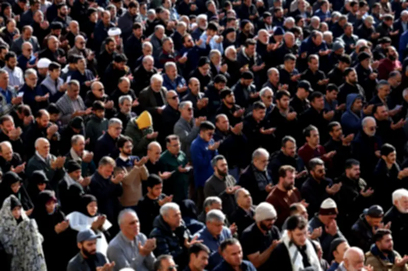 Ribuan Umat Islam Iran Solat Aidilfitri di Tengah Konflik Timur Tengah