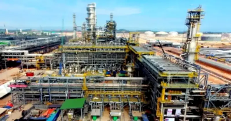 Saham Petronas Chemicals Melonjak 42% Selepas Serangan AS Ke Atas Iran