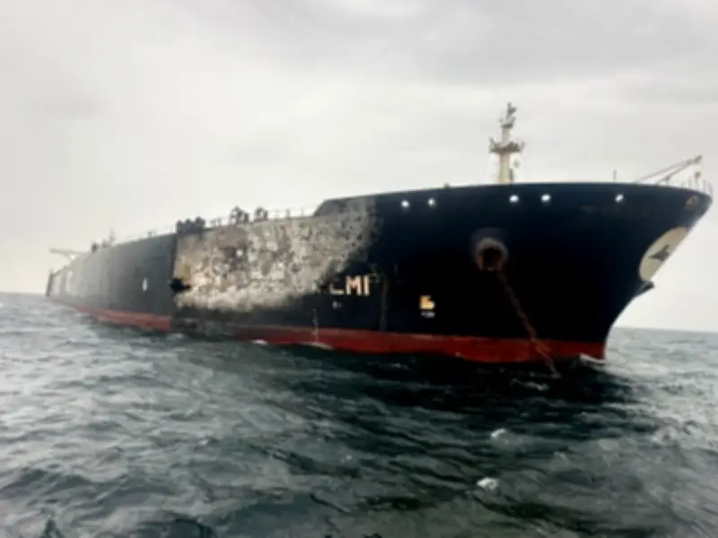 Serangan Dron Iran Bakar Kapal Minyak di Dubai, Trump Beri Amaran Tebal