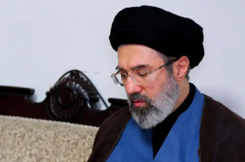 Siapa Mojtaba Khamenei, Ulama Yang Kini Memimpin Iran Selepas Kematian Ayahnya?