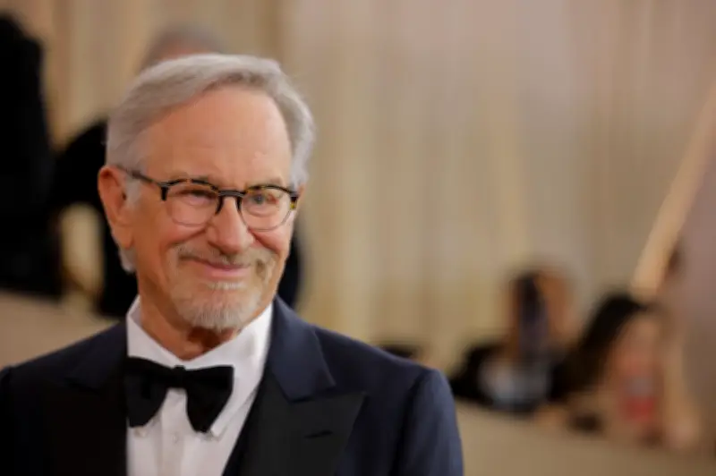Steven Spielberg Pertahankan Opera dan Balet Selepas Komen Timothée Chalamet