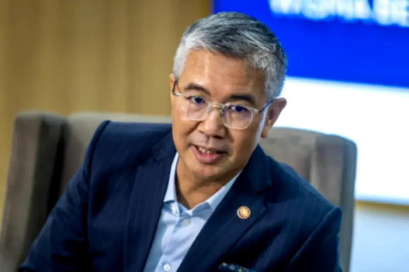 Tengku Zafrul: Malaysia Perlu Tarik Modal Teluk Ketika Pelabur Dunia Nilai Semula Risiko