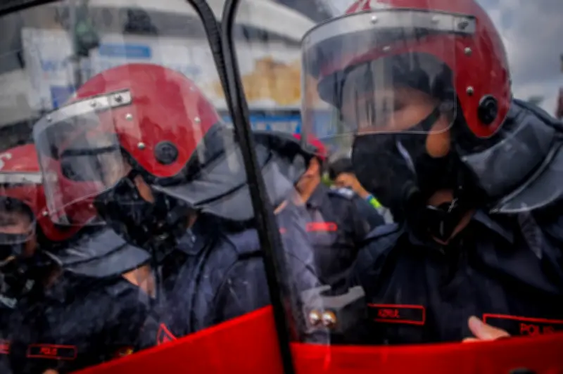 Tiga Lelaki Ditahan Susulan Rusuhan Bersenjata Parang di Teluk Panglima Garang