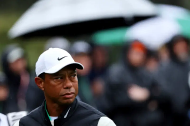 Tiger Woods Ditahan DUI, Enggan Ujian Air Kencing Selepas Kemalangan Kereta Terbalik