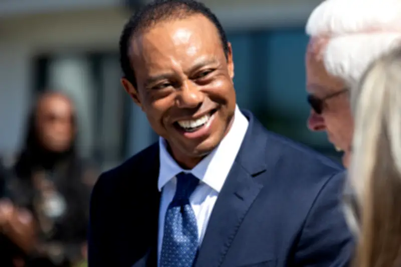 Tiger Woods Kembali Bersaing, Kalah di Pentas Akhir TGL, Tetapi Impian Augusta Masih Menyala