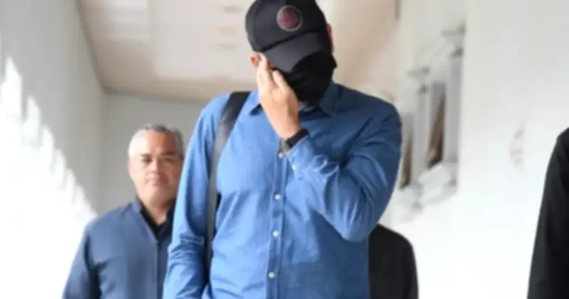 Timbalan CEO SSM Didakwa Terima Wang Tunai Daripada Anak Hamzah Zainudin