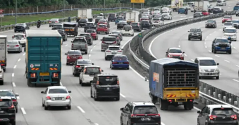 Trafik Mula Sesak, 2.6 Juta Kenderaan Dijangka Kembali ke Ibu Kota