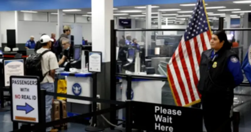 Trump Ancang Guna Agen ICE untuk Kawalan Keselamatan Lapangan Terbang AS