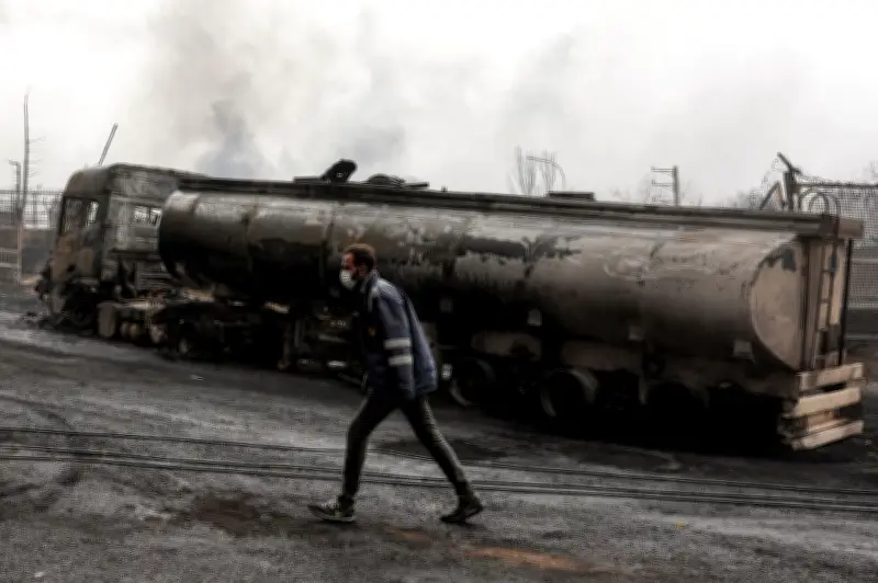 Trump Sebut Lonjakan Harga Minyak 'Harga Kecil' Ketika Perang Gegar Pasaran Tenaga Global