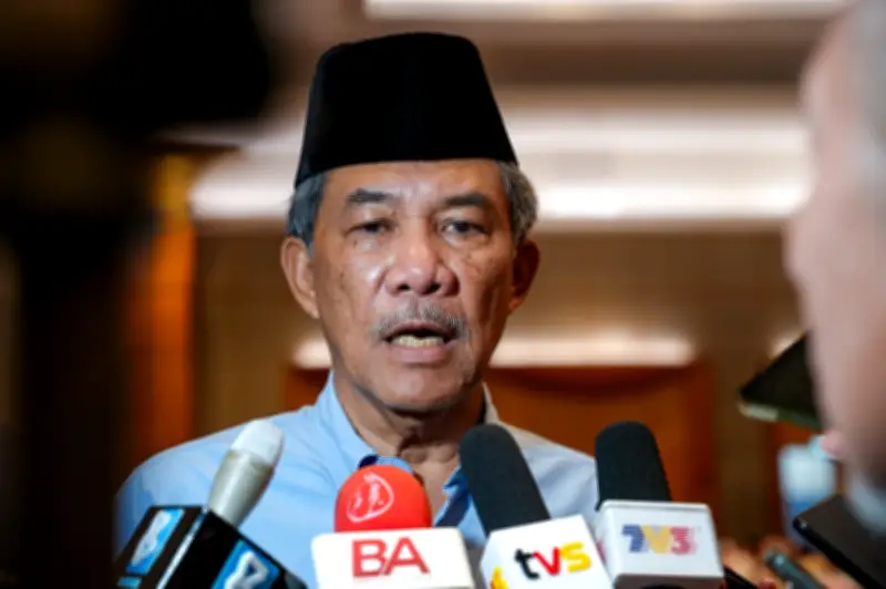 Umno Tidak Hirau Label 'Rumah Hantu' Terhadap Inisiatif Rumah Bangsa - Tok Mat