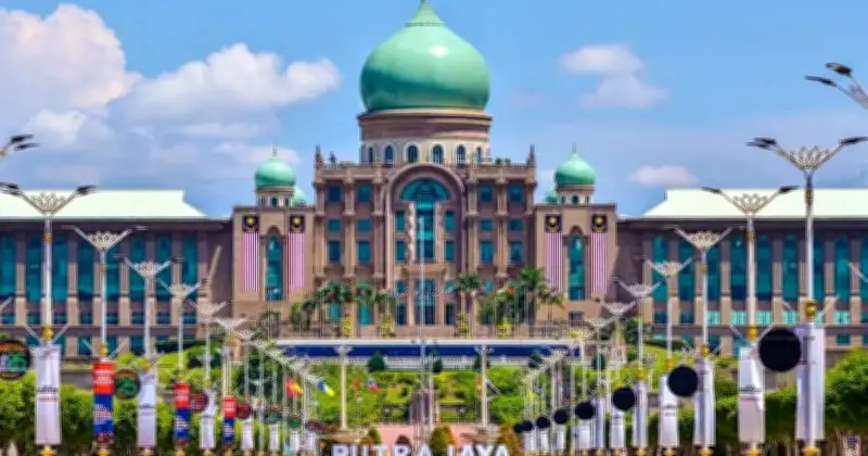 Usul Had Tempoh Jawatan PM Masih Berpeluang Lulus Tahun Ini, Kata Penganalisis