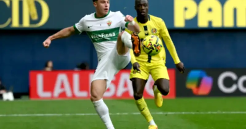 Villarreal Kalahkan Elche 2-1, Kekal Mengejar Atletico Madrid di La Liga