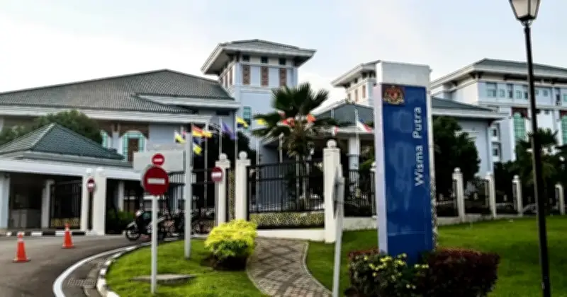 Wisma Putra Nasihat Rakyat Malaysia Tunda Perjalanan Tidak Penting ke Timur Tengah