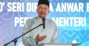 Anwar Beri Amaran Elit Kaya Cuba Pengaruhi Media Dunia, Politik Tempatan