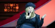 Barbra Streisand Terima Palme d'Or Kehormat di Festival Filem Cannes
