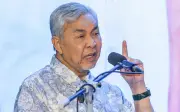 Biasakan Diri: Zahid Bakal Jadi Perdana Menteri Ke-11 Malaysia