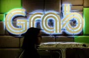 Grab Naikkan Caj Bahan Api 40 Sen di Singapura, Lancar Pakej Sokongan S$1.1 Juta