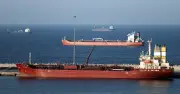 Iran Rangka Rang Undang-Undang Tol Transit di Selat Hormuz