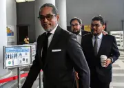 Khairy Jamaluddin Pertimbang Kembali ke Umno Melalui Inisiatif 'Rumah Bangsa'