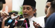 Khairy Sedia Tulis Surat Mohon Kembali ke Umno Selepas Jemputan Zahid