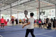Lapan Gelanggang Pickleball Berbumbung Dibuka di Terminal Bas Little India Singapura