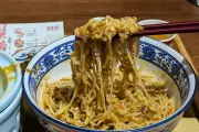 Mi Ketam Viral Shanghai Tiba di KL: Crab Bro Noodle House Hidangkan Keistimewaan Ketam Yangcheng