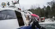 Pelajar Finland Guna Hovercraft Ke Sekolah Atas Laut Baltik Beku