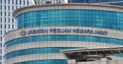 Pelajar Kes Pijak Al-Quran Akan Didakwa Esok, Kata AGC