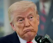 Tinjauan Dunia: Sokongan Trump Jatuh ke Paras Terendah 36% Akibat Kenaikan Harga Minyak dan Perang Iran