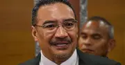 Umno Johor Terima Hishammuddin Kembali, Tapi Tiada 'Karpet Merah' Disediakan