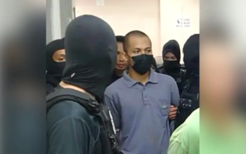Abang penyerang balai Ulu Tiram berangan serang perbarisan Hari Merdeka