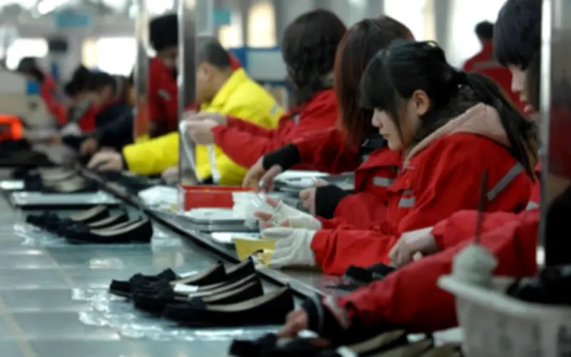 Aktiviti kilang China berkembang pada April walaupun perang Timur Tengah