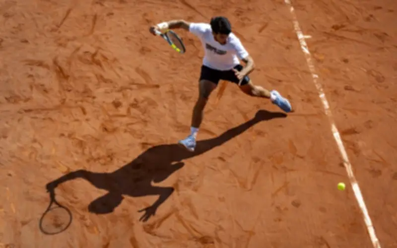 Alcaraz Sasar Musim Tanah Liat Penuh, 'Kotor Stokin' Sebelum Pertahanan Roland Garros