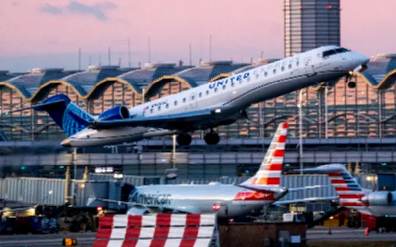 American Airlines Tolak Cadangan Penggabungan dengan United Airlines