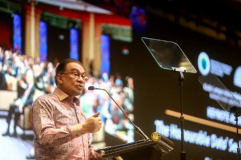 Anwar: Bekalan Bahan Api Malaysia Mencukupi Hingga Jun, Ucap Terima Kasih kepada Iran