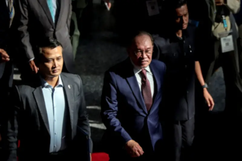 Anwar: Dasar 'Non-Alignment Aktif' Malaysia Permudah Rantaian Bekalan Pertahanan Global