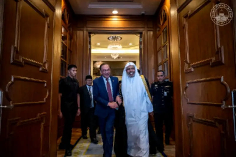 Anwar sambut ulama Saudi kontroversi dituduh mesra Zionis