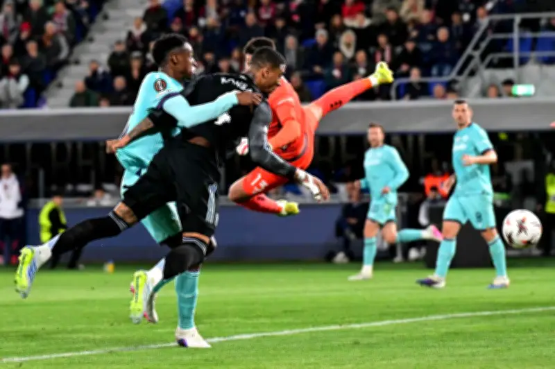 Aston Villa Kuasai Bologna 3-1 dalam Perlawanan Pertama Suku Akhir Liga Europa