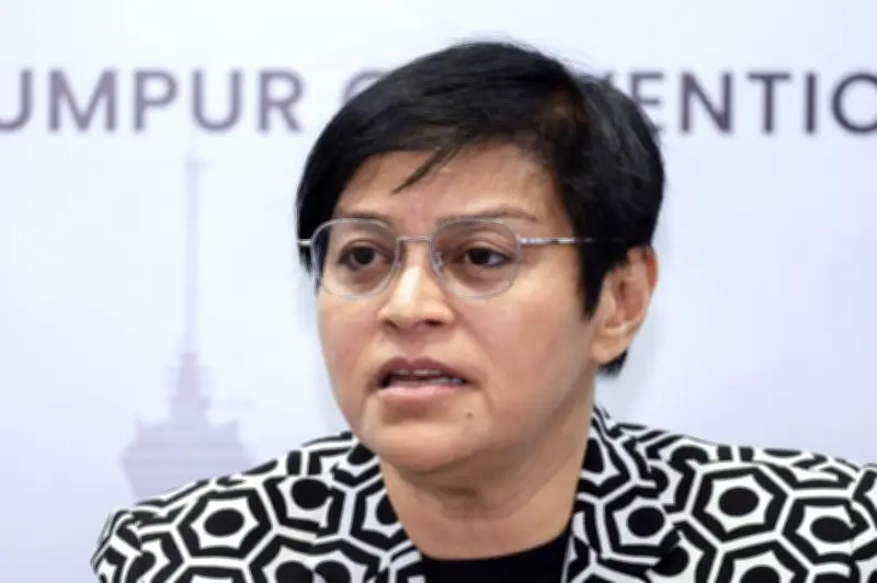 Azalina: Mesyuarat Kedua Pemisahan AG-Pendakwa Raya Teliti Pandangan Penting