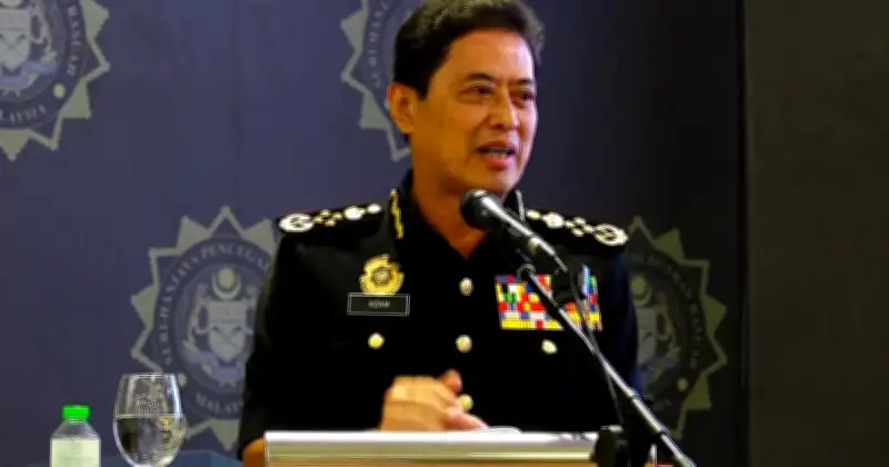 Azam Baki tolak politik selepas tamat perkhidmatan sebagai ketua SPRM